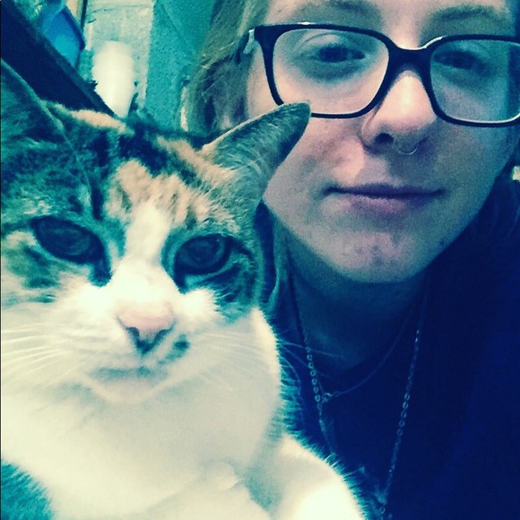 Meet your Posher, Leanne - Picture 6 of 13